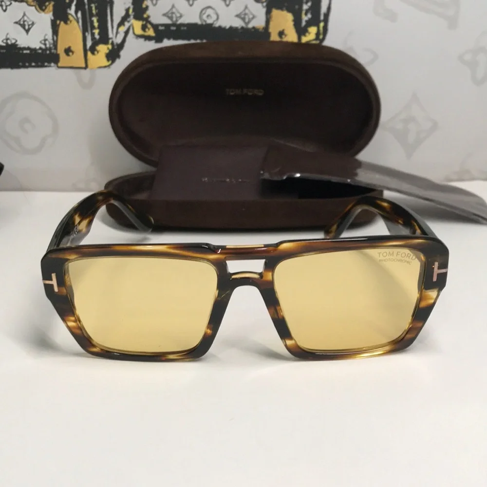New Authentic Tom Ford TF1153 52E “Redford” Sunglasses – Dark Havana with Yellow